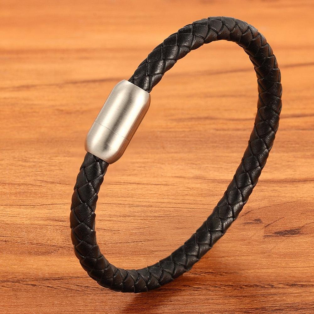 Pulseira Masculina Minimmal de Couro Trançado com Fecho Magnético | Luxej ©