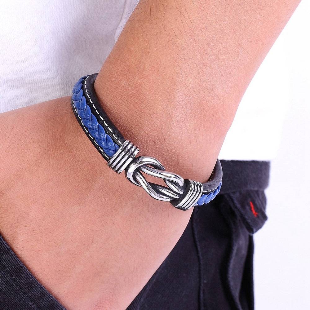 Pulseira Ignerrudra em Couro Trançado com Detalhe Metálico | Luxej ©