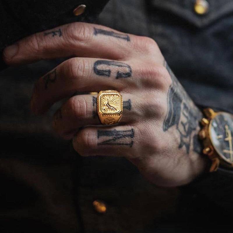 Anel Masculino Águia em Aço Inoxidável 316L Folheado a Ouro 18K – Luxej ©