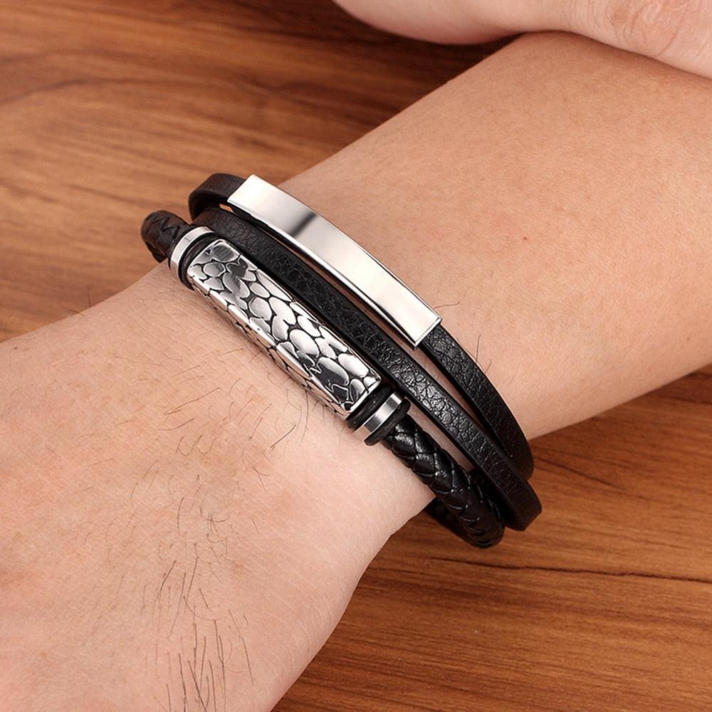 Pulseira Glowser em Couro com Detalhes Dourados e Prateados | Luxej ©