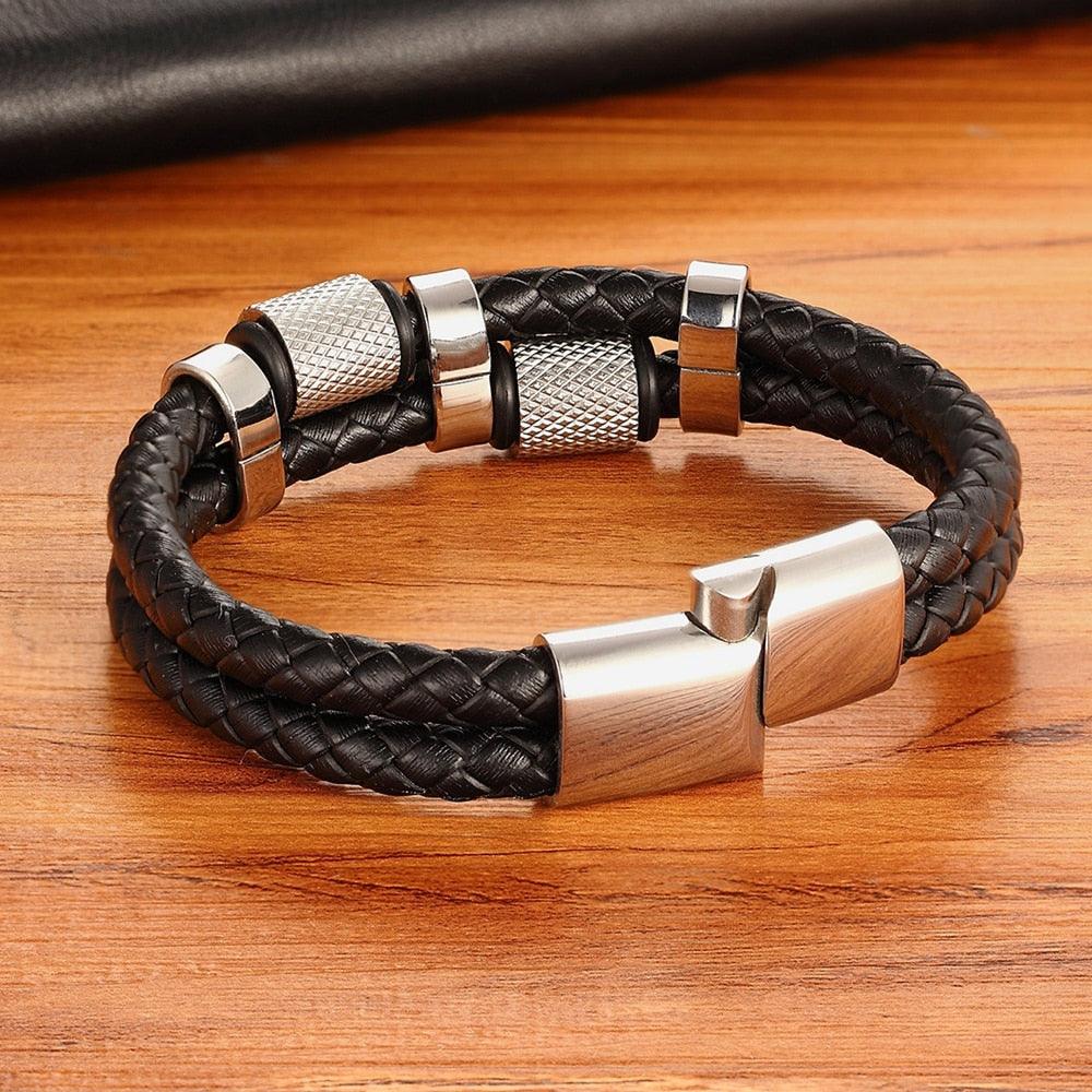 Pulseira Gueron Masculina em Couro Trançado com Detalhes Pretos | Luxej ©
