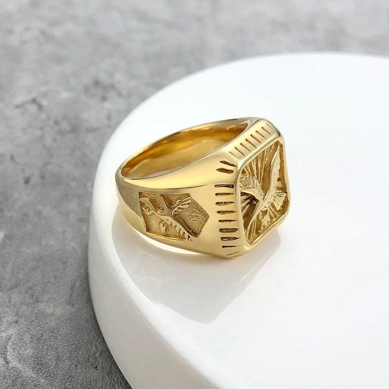 Anel Masculino Águia em Aço Inoxidável 316L Folheado a Ouro 18K – Luxej ©