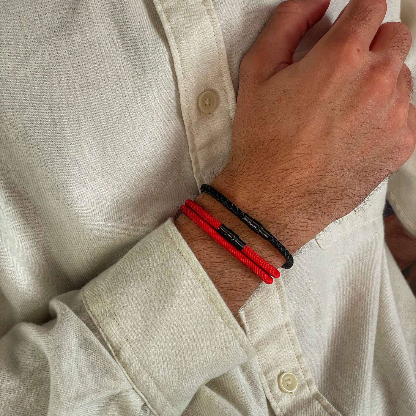 Pulseira de Corda Milan Vermelha Minimalista Wave | LUXEJ ©