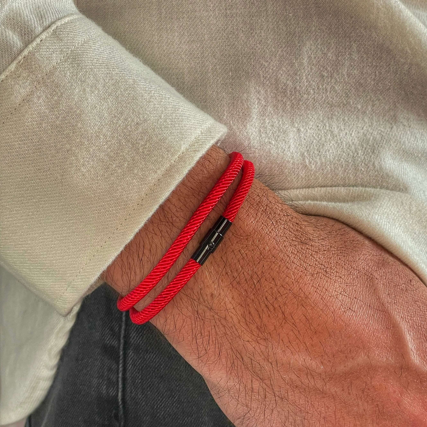Pulseira de Corda Milan Vermelha Minimalista Wave | LUXEJ ©