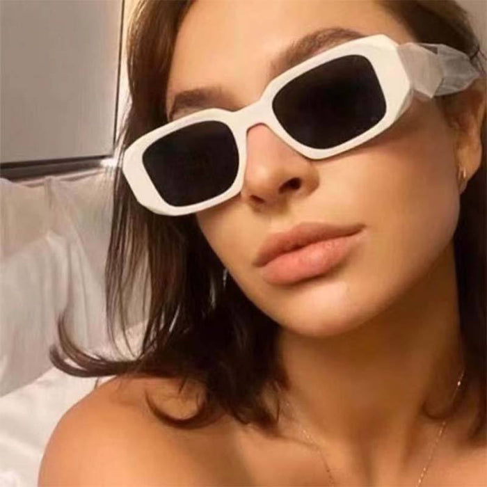 ÓCULOS DE SOL RETANGULAR JADE™ UV400 | LUXEJ ©